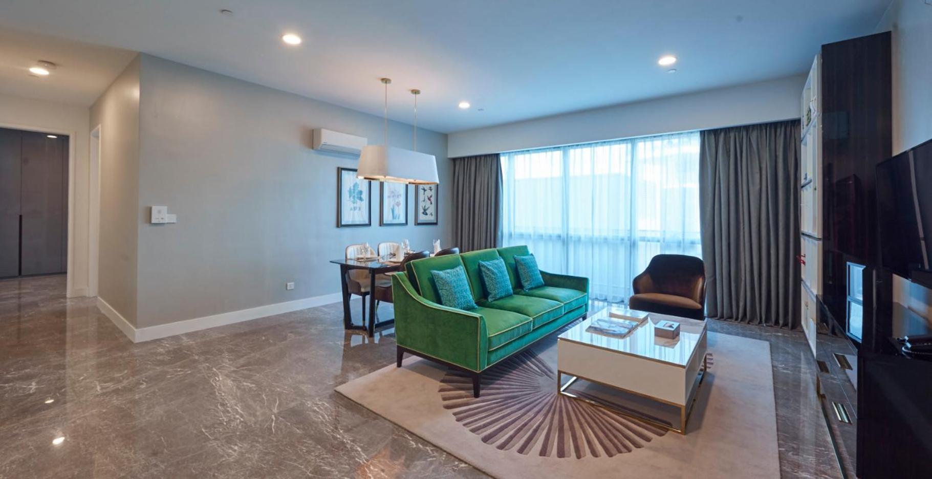 The Face Style Hotel Kuala Lumpur Zewnętrze zdjęcie A living room in a typical apartment